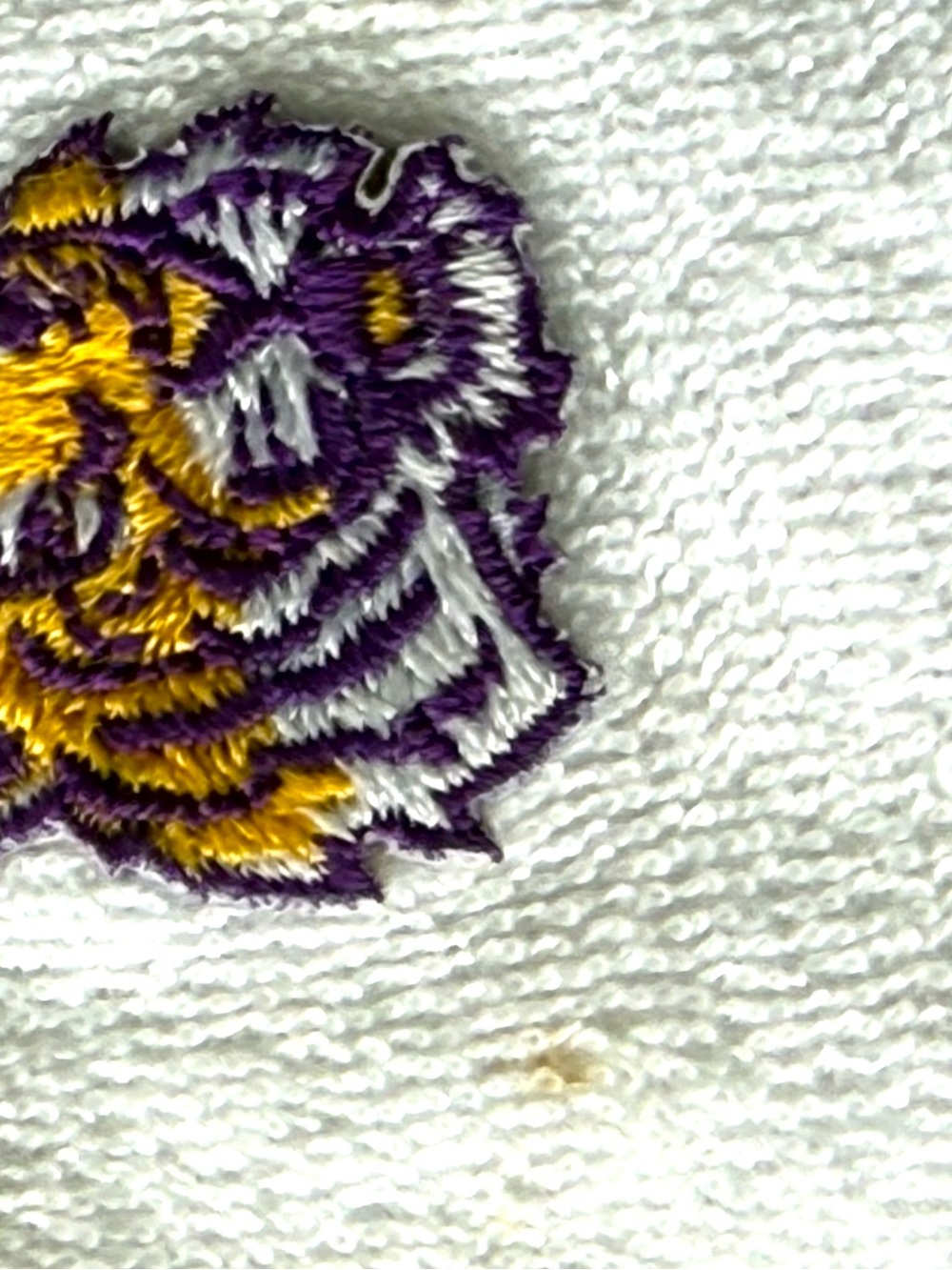 LSU Reebok Heisman Collection Baby Onesie 6-9 month + Bib & rally/burp towel - Picture 7 of 12
